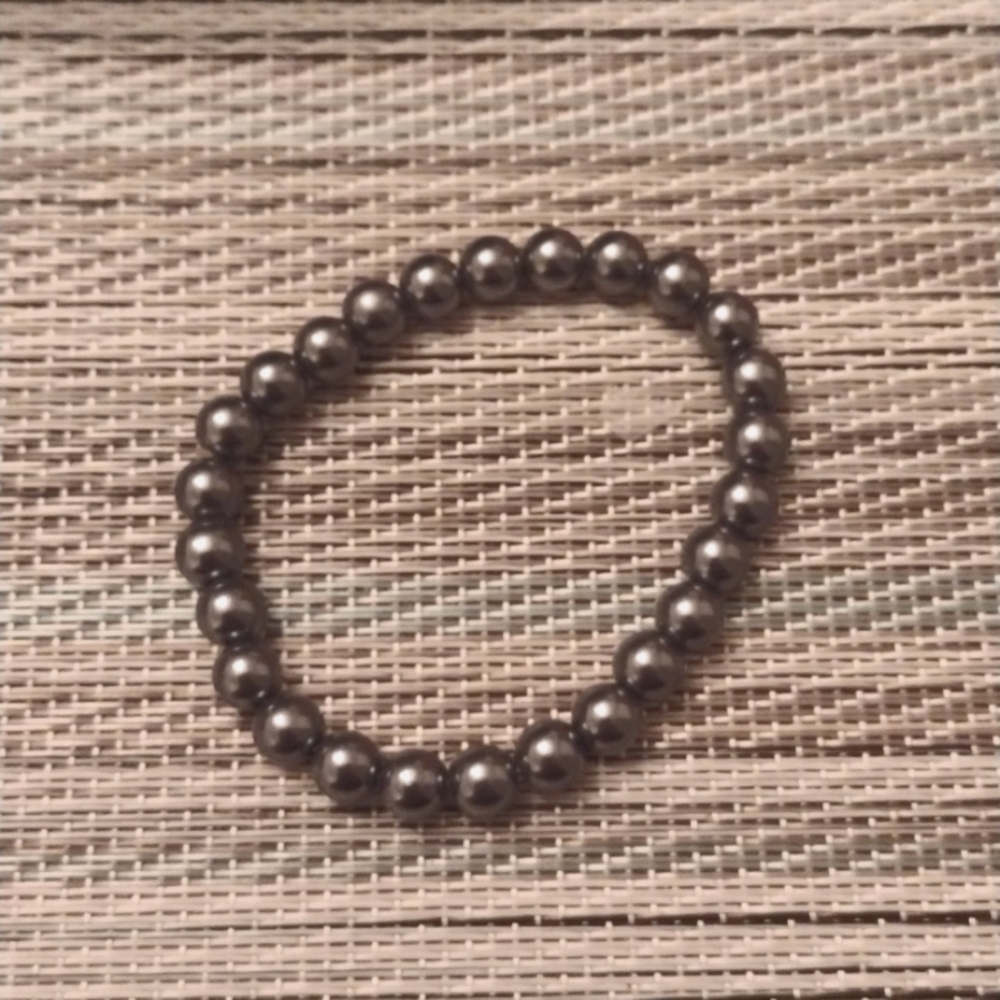 Faux Metallic Grey Pearl Bracelet